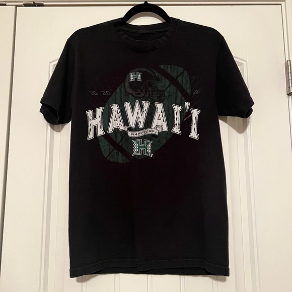 Vintage Black University of Hawaii graphic shirt - Picture 3 of 4